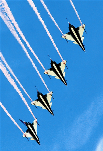 6�ܼt�{(l��n)Ϳ�b�Ě�-10��(zh��n)�C�v�靊ī����