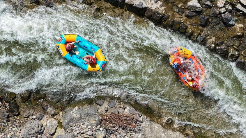 國(guó)內(nèi)2000余選手朝天吼上演“浪尖爭(zhēng)鋒”