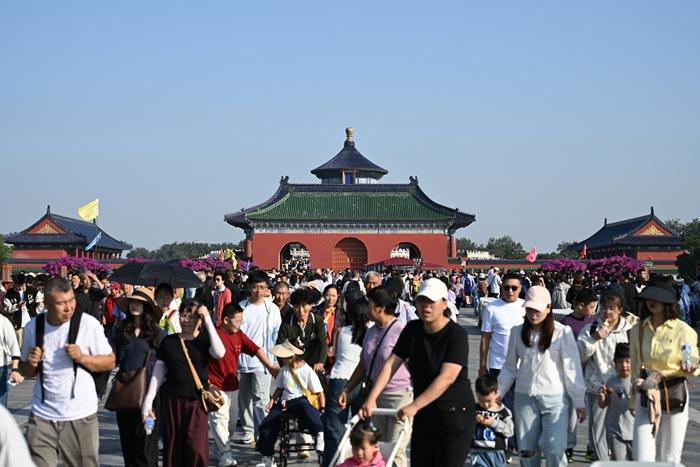 國(guó)慶中秋假期 各地旅游熱度持續(xù)攀升