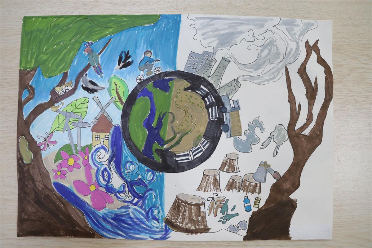 《保護環(huán)境，低碳出行》張雅涵 10歲