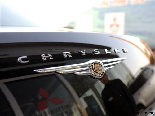 汽車(chē)之家 北京克萊斯勒 克萊斯勒300c 2.7l豪華版