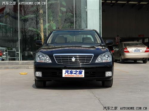 汽車(chē)之家 一汽豐田 皇冠 2.5 royal特別導(dǎo)航版