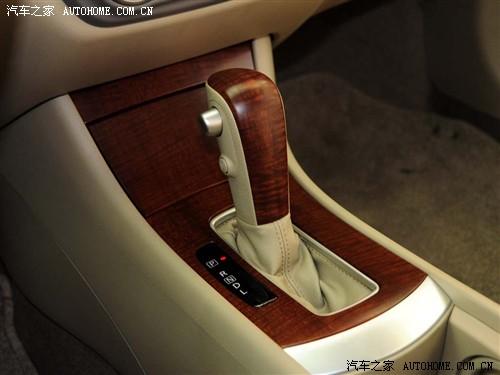 汽車(chē)之家 東風(fēng)日產(chǎn) 軒逸 2.0xl 豪華版