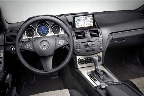 外觀和內(nèi)飾升級 奔馳C級海外推出特別版 汽車之家 外觀和內(nèi)飾升級 奔馳C級海外推出特別版 汽車之家