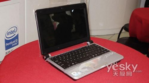 山寨要跳樓了 七喜上網本全線降至1888