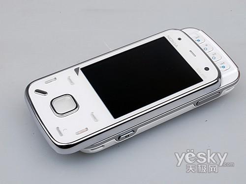 800萬像素拍照旗艦 白色諾基亞N86開箱圖賞