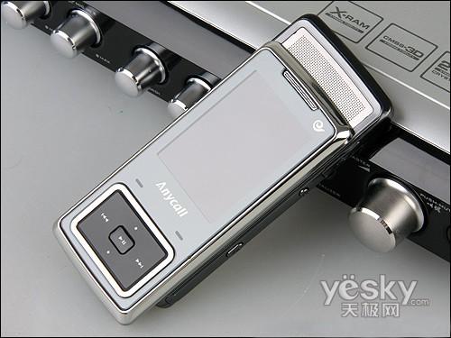 天翼3G校園行 八款低廉實(shí)用機(jī)型任你挑