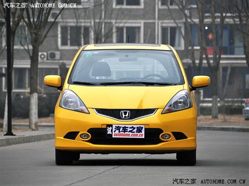 汽車之家 廣汽本田 飛度 1.5 at炫酷運(yùn)動(dòng)版