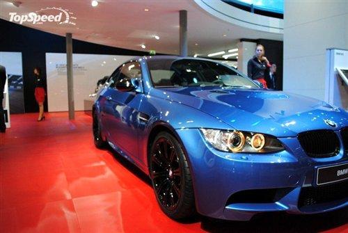 法蘭克福的余熱:寶馬推出M3限量款車型 汽車之家 法蘭克福的余熱:寶馬推出M3限量款車型 汽車之家
