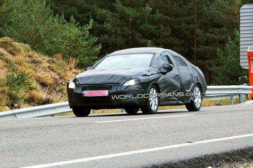 明年海外首發(fā) 標(biāo)致408路試諜照首次曝光 汽車之家 明年海外首發(fā) 標(biāo)致408路試諜照首次曝光 汽車之家