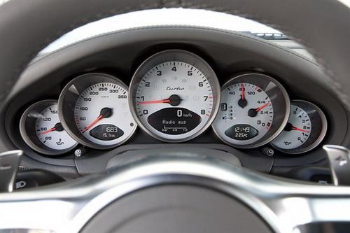 C|(zh)ԇ{r(sh)¿911 Turbo