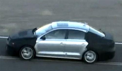 或?qū)⒘料啾泵儡囌?大眾新三廂POLO曝光