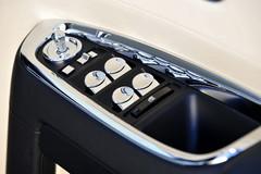 ֮܇ ˹R˹˼،ƽc(din)