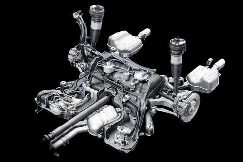 豪華車的準(zhǔn)則 海外試駕2011款?yuàn)W迪A8