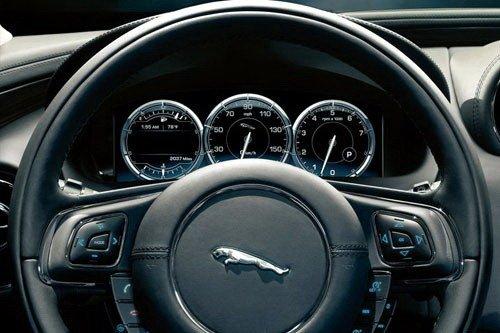 挑戰(zhàn)奢華極限 捷豹XJ3.0D決戰(zhàn)寶馬730D 汽車之家 挑戰(zhàn)奢華極限 捷豹XJ3.0D決戰(zhàn)寶馬730D 汽車之家