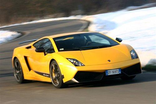 憤怒的公牛 試駕蘭博基尼Superleggera 汽車(chē)之家 憤怒的公牛 試駕蘭博基尼Superleggera 汽車(chē)之家