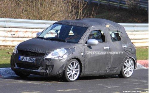 將推四驅(qū)車型 鈴木新雨燕路試諜照曝光