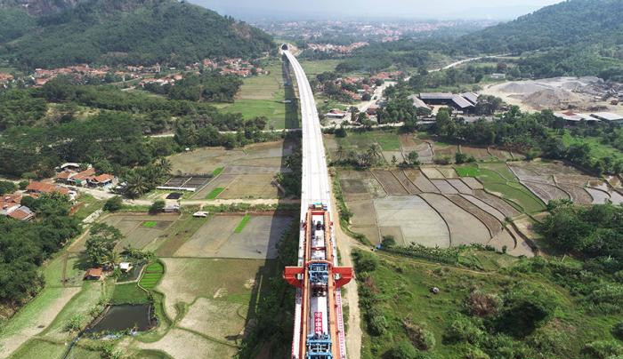 尋找伙伴而非對手，中國以“共”字兼濟天下