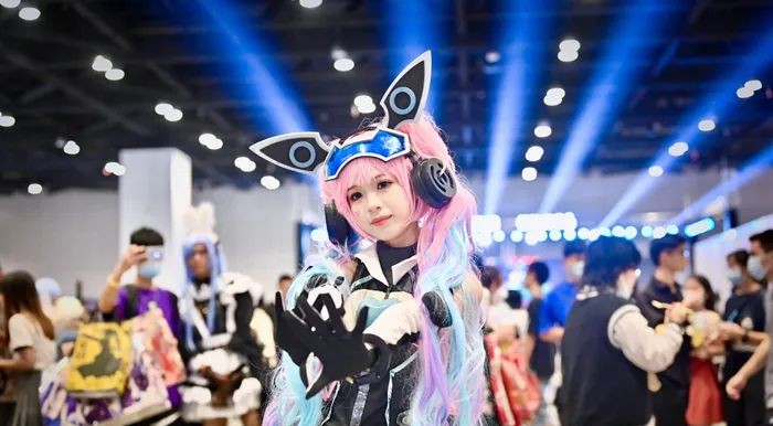 “小粉紅”還是“躺平一代”？中國當(dāng)代青年呈現(xiàn)多色光譜