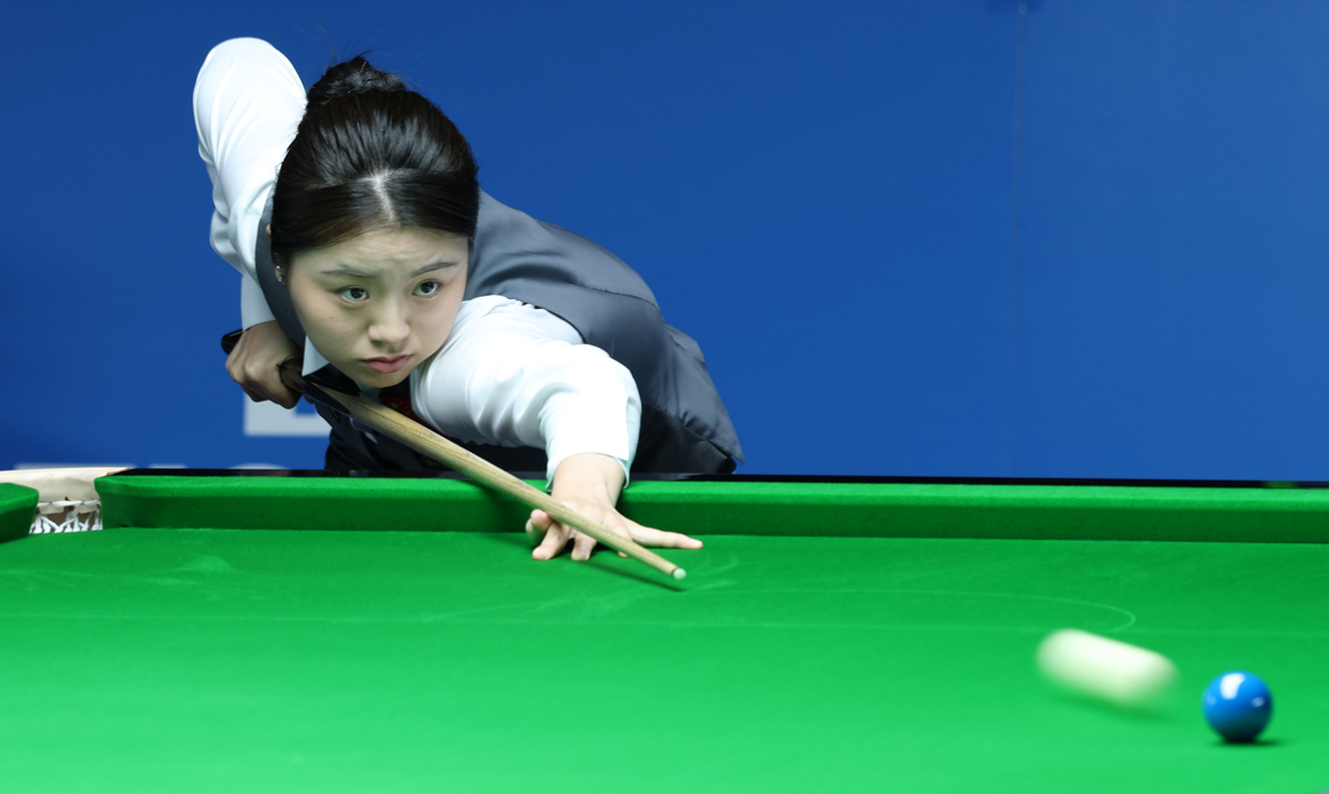 中國選手白雨露獲女子斯諾克6紅球金牌
