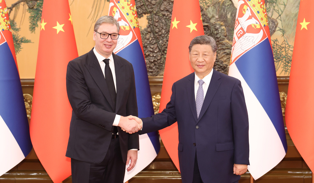 習(xí)近平會(huì)見塞爾維亞總統(tǒng)武契奇