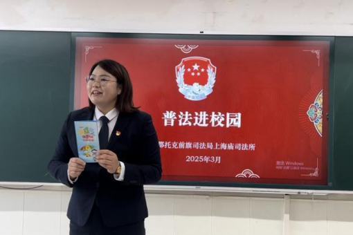 草原上的“格?；ā保喊逊ㄖ侮柟鉃⑾虿菰翍?>
    <div   id=