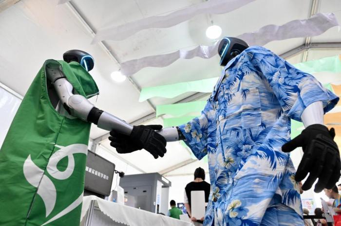 香港加速推動(dòng)“AI+”