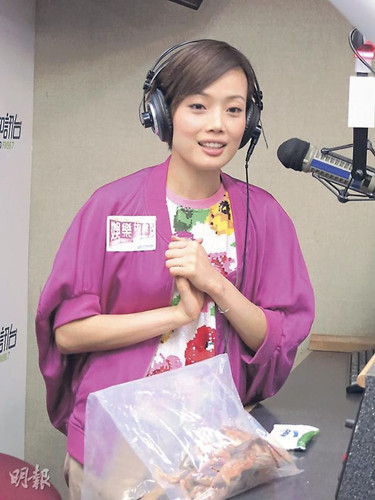 容祖兒自曝曾遭醉漢“咸豬手”:醉后很熱情拍我大腿